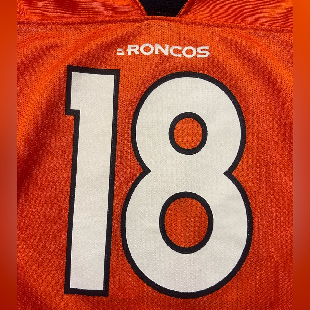 Peyton Manning Denver Broncos NFL Team
Apparel Youth Jersey, XS (4/5) - Picture 6 of 8